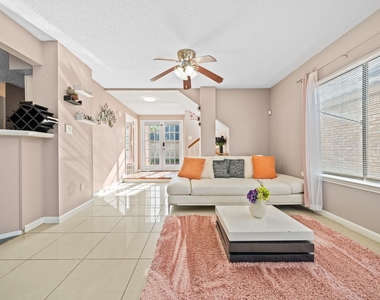 8629 Kinghaven Street - Photo Thumbnail 14