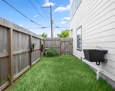3022 Holman Street - Photo Thumbnail 26