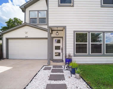 209 Blueberry Street - Photo Thumbnail 1