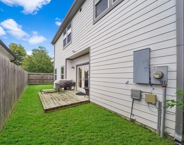209 Blueberry Street - Photo Thumbnail 32