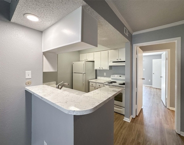 260 El Dorado Boulevard - Photo Thumbnail 8