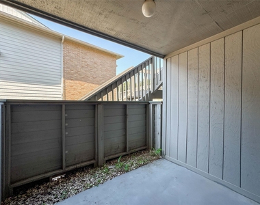 260 El Dorado Boulevard - Photo Thumbnail 5