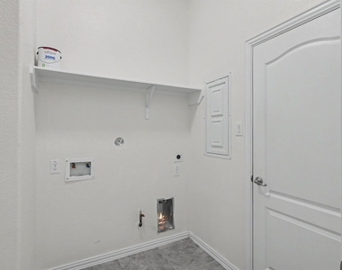 21327 Somerset Shores Crossing - Photo Thumbnail 16