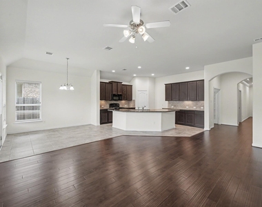 21327 Somerset Shores Crossing - Photo Thumbnail 8