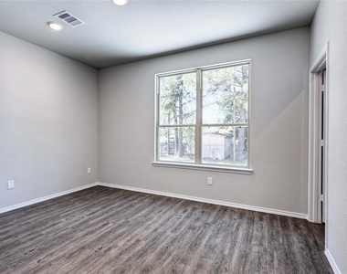 11416 Underwood Street - Photo Thumbnail 11