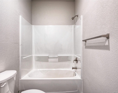 11416 Underwood Street - Photo Thumbnail 13