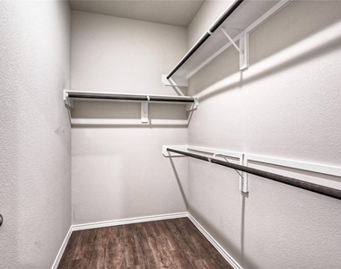 11416 Underwood Street - Photo Thumbnail 20