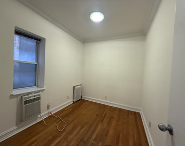 333 East 84th Street - Photo Thumbnail 1