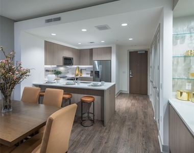 1770 Post Oak Ln - Photo Thumbnail 9