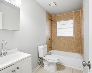 5326 Doulton Drive - Photo Thumbnail 8