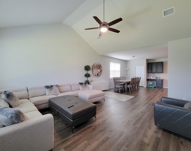 24822 Adami Veduta Court - Photo Thumbnail 4