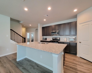 24822 Adami Veduta Court - Photo Thumbnail 15