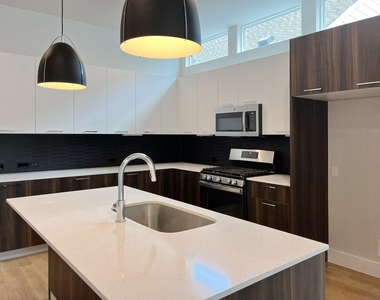 5314 Suez Street - Photo Thumbnail 2