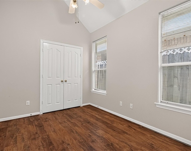 8503 Raybluff Lane - Photo Thumbnail 26