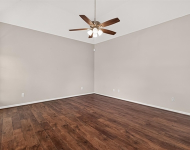 8503 Raybluff Lane - Photo Thumbnail 33