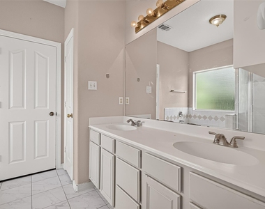 8503 Raybluff Lane - Photo Thumbnail 37