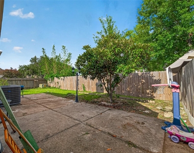 8503 Raybluff Lane - Photo Thumbnail 44