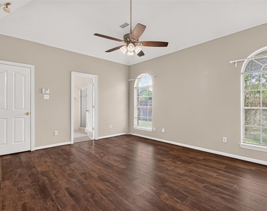 8503 Raybluff Lane - Photo Thumbnail 31