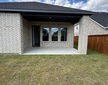 7129 Carriage Light Drive - Photo Thumbnail 33