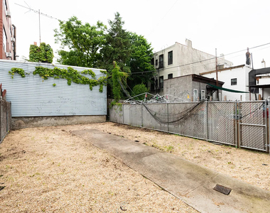 291 Wyckoff Avenue - Photo Thumbnail 1