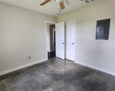 4710 Pelican Street - Photo Thumbnail 7