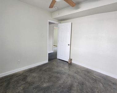 4710 Pelican Street - Photo Thumbnail 11