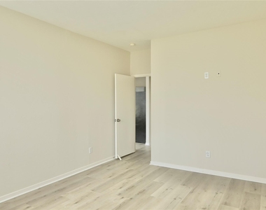 23902 Spring Way Drive - Photo Thumbnail 32