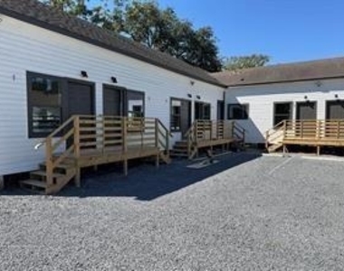 905 74th Street - Photo Thumbnail 5