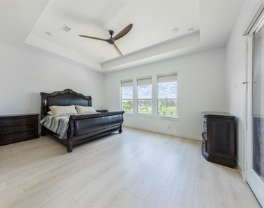 7526 Sunny Oak Lane - Photo Thumbnail 22