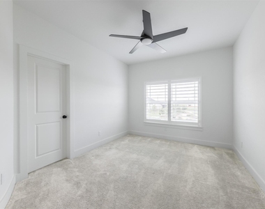 7526 Sunny Oak Lane - Photo Thumbnail 35