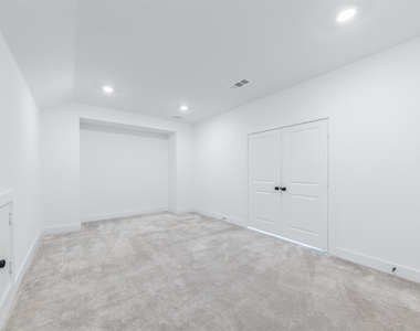 7526 Sunny Oak Lane - Photo Thumbnail 34