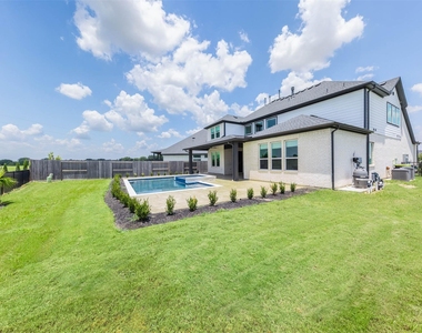 7526 Sunny Oak Lane - Photo Thumbnail 44