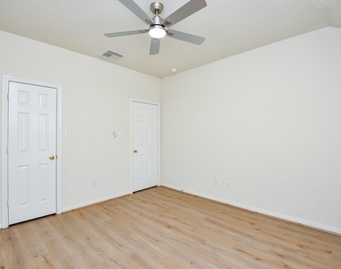 15119 Newfield Bridge Lane - Photo Thumbnail 13