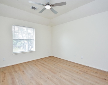 15119 Newfield Bridge Lane - Photo Thumbnail 18