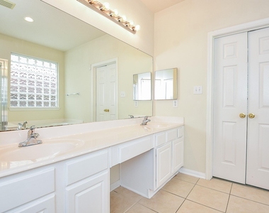 15119 Newfield Bridge Lane - Photo Thumbnail 19