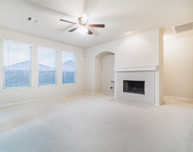 1315 Squire Drive - Photo Thumbnail 2