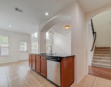 11 Sagamore Ridge Place - Photo Thumbnail 16