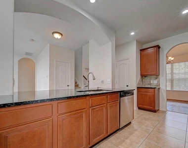 11 Sagamore Ridge Place - Photo Thumbnail 14