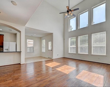 11 Sagamore Ridge Place - Photo Thumbnail 9