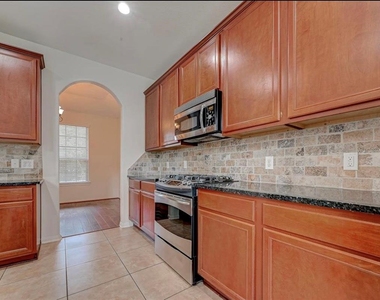 11 Sagamore Ridge Place - Photo Thumbnail 15