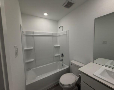 3020 Huntersville Drive - Photo Thumbnail 17