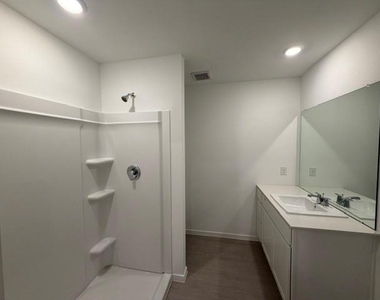 3020 Huntersville Drive - Photo Thumbnail 13