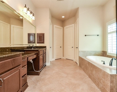 2239 Monarch Terrace Drive - Photo Thumbnail 17