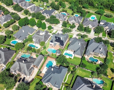 2239 Monarch Terrace Drive - Photo Thumbnail 2