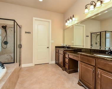 2239 Monarch Terrace Drive - Photo Thumbnail 18