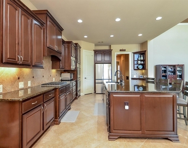 2239 Monarch Terrace Drive - Photo Thumbnail 14