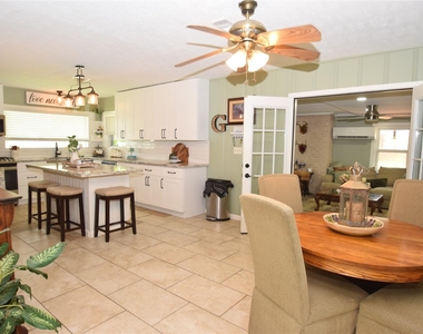 1954 Heights Drive - Photo Thumbnail 11