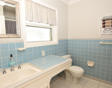 1954 Heights Drive - Photo Thumbnail 18