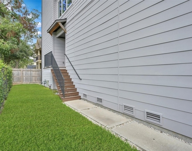 2103 Bevis Street - Photo Thumbnail 3