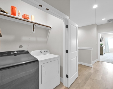 2103 Bevis Street - Photo Thumbnail 25